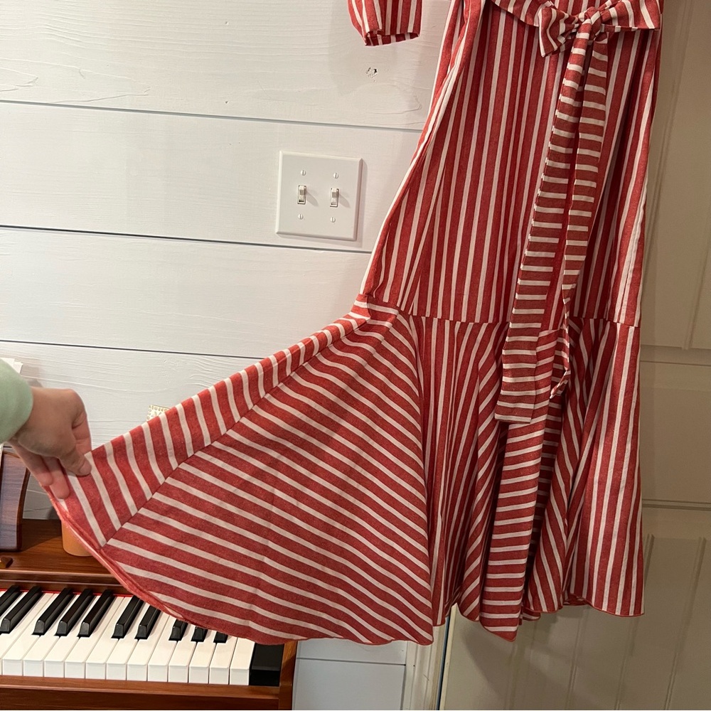 Striped Red Dress - Picture 3 of 6